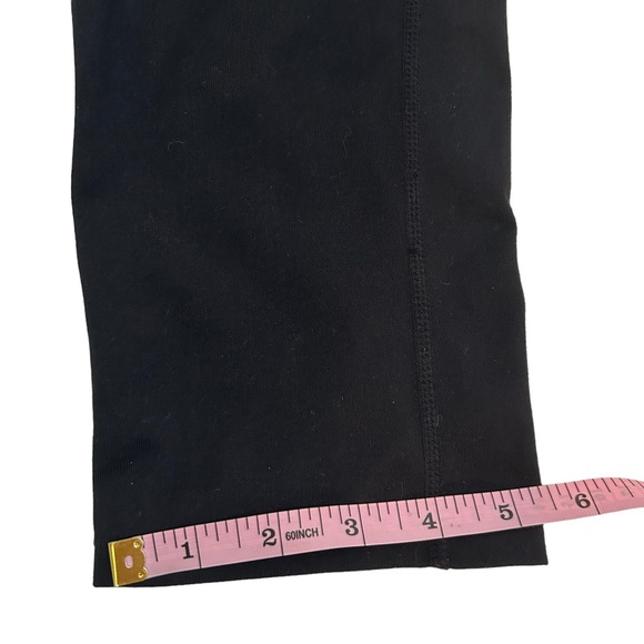 Athleta Black Acceleration 2in1 Skirted Capri Leggings Skeggings, Size Medium - Picture 11 of 16